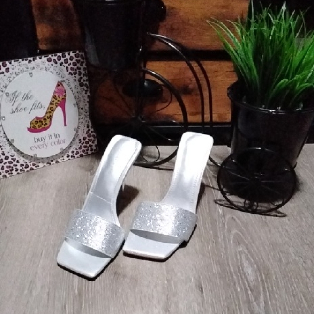 Azalea Wang Silver Metallic Mules with Square-Toe Design